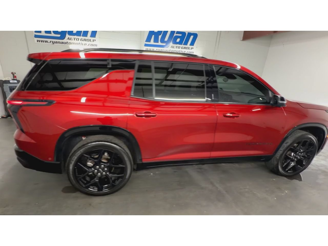 Certified 2024 Chevrolet Traverse RS AWD/4WD image 9