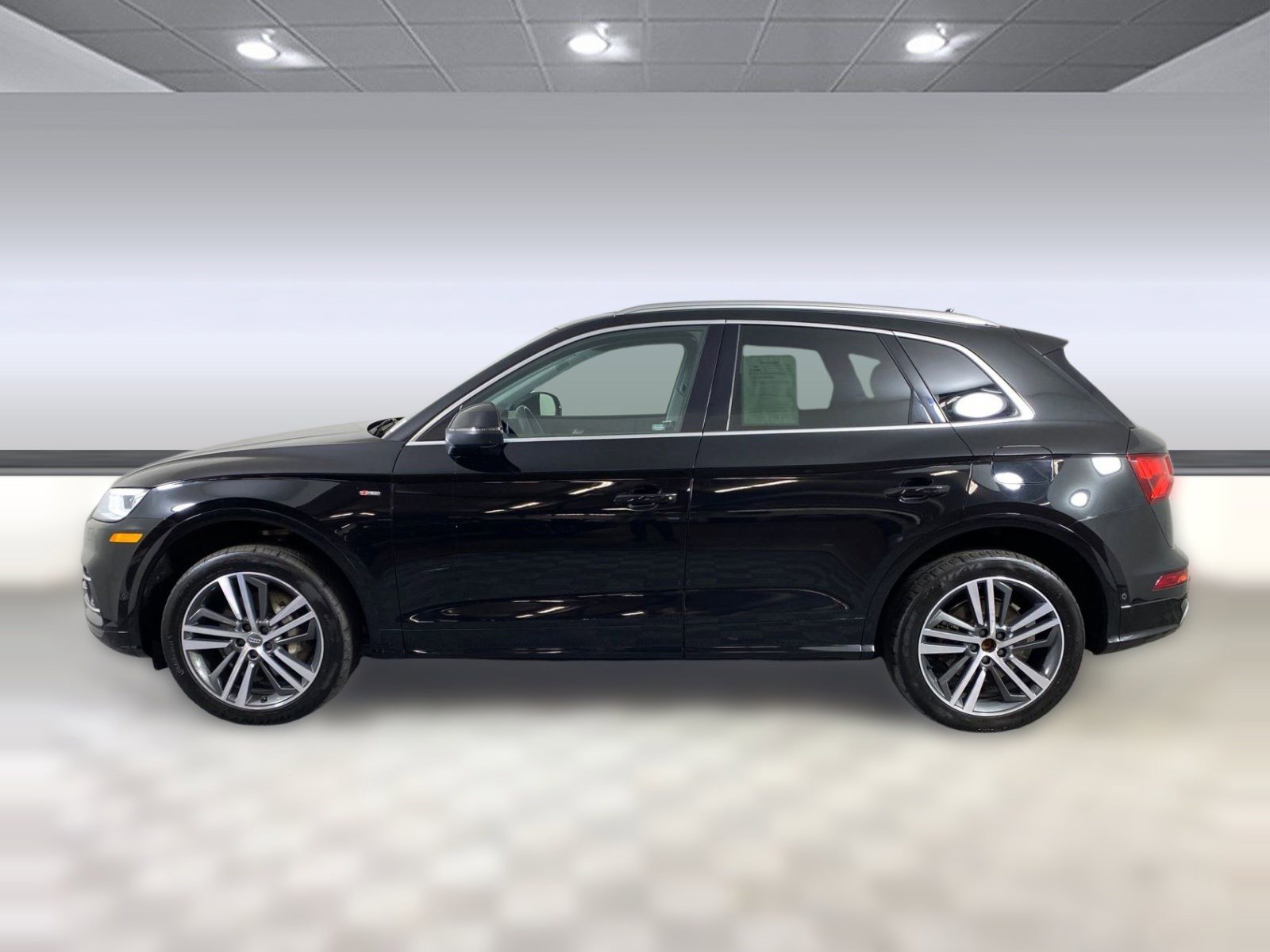 Used 2020 Audi Q5 e Prestige image 2