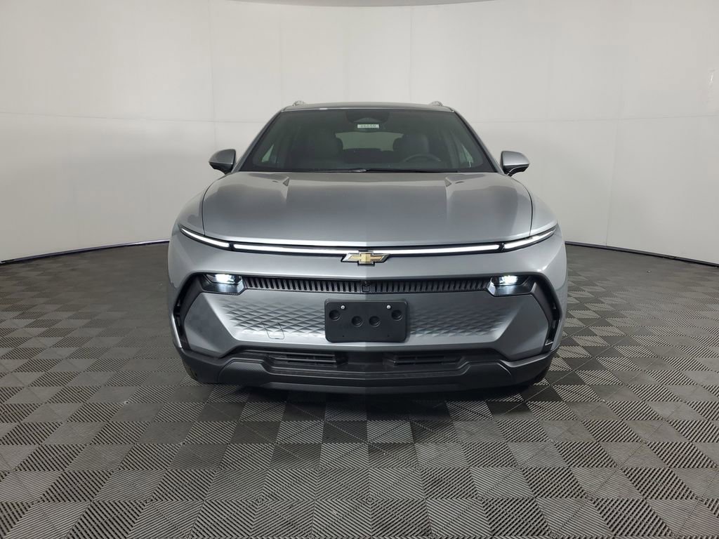 New 2026 Chevrolet Equinox EV LT image 9