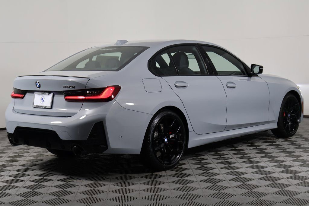 New 2026 BMW 330i Sedan w/ M Sport Package image 2