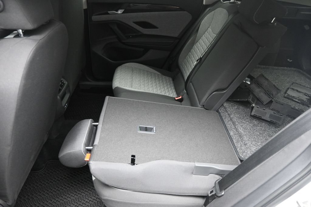 Used 2025 Volkswagen Tiguan S FWD image 24