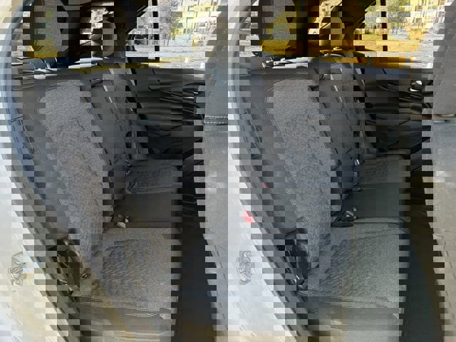 Used 2024 Chevrolet Equinox LT image 31