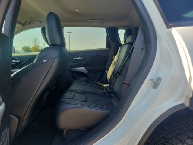 Used 2022 Jeep Cherokee Latitude AWD/4WD image 10