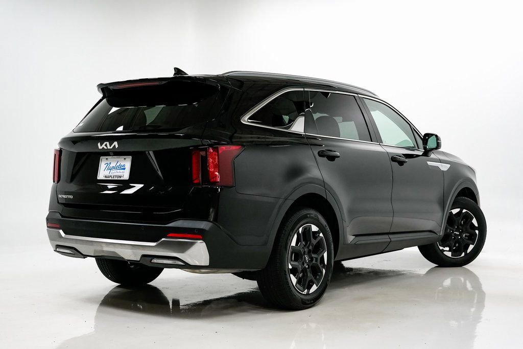 Used 2025 Kia Sorento S image 34
