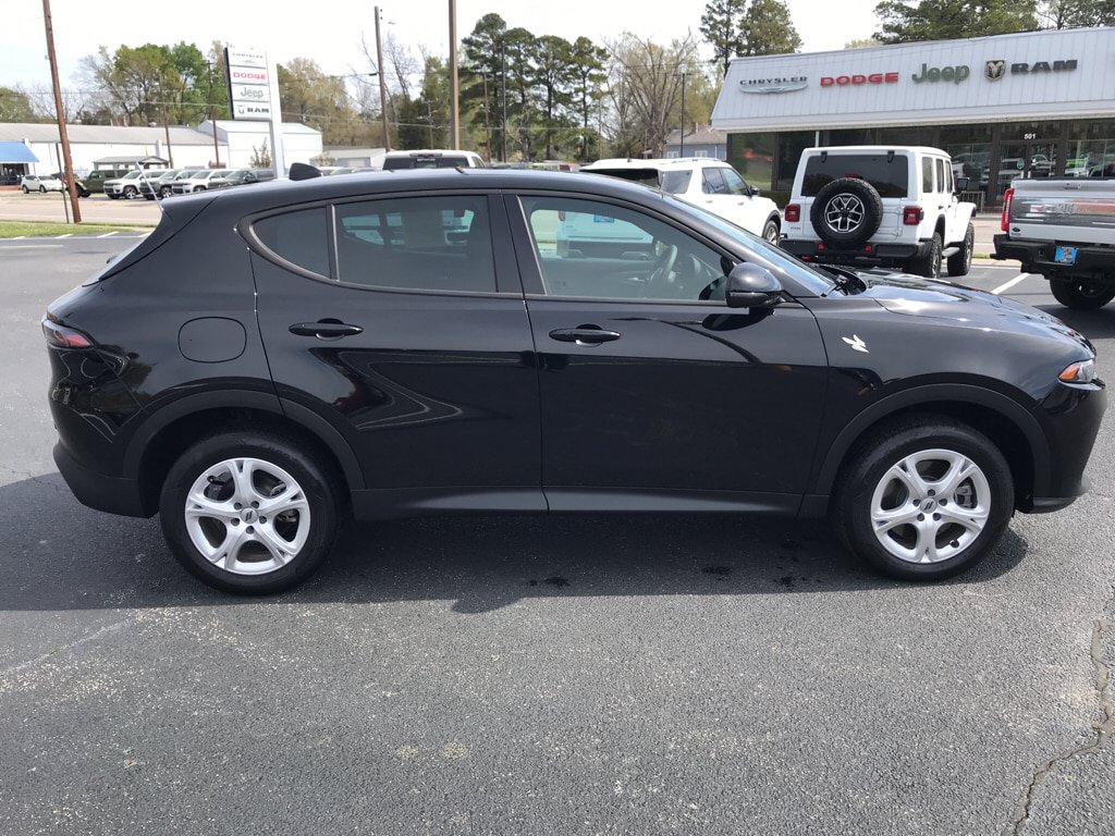 Used 2024 Dodge Hornet GT AWD/4WD image 2