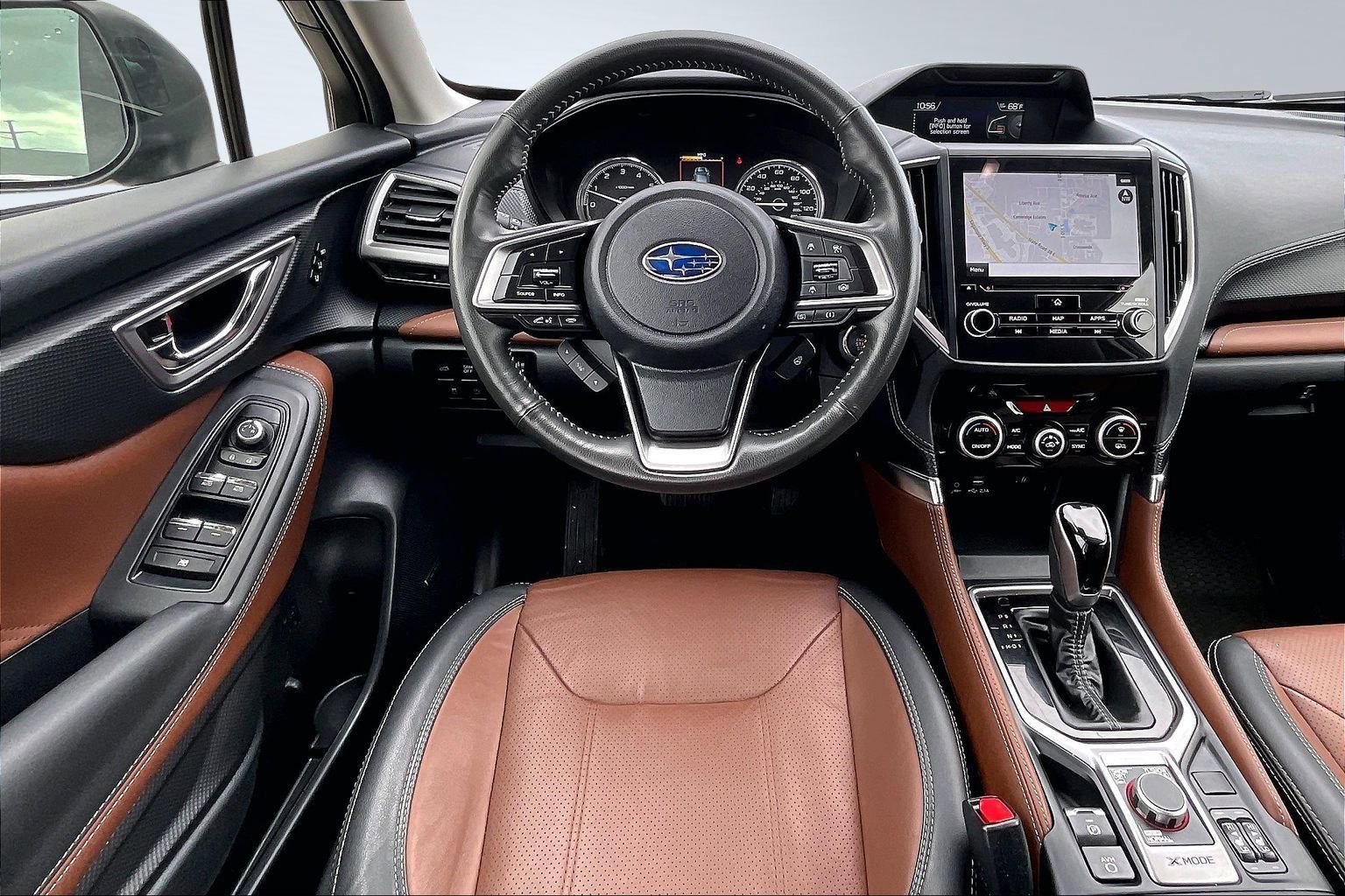 Used 2023 Subaru Forester Touring image 5