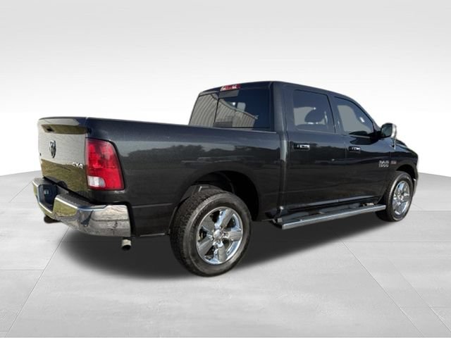 Used 2018 RAM 1500 Classic SLT w/ Luxury Group AWD/4WD image 16