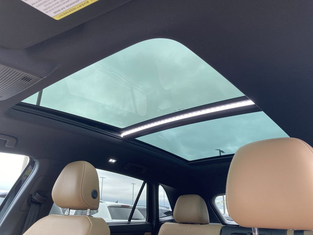 New 2026 Volkswagen Atlas Cross Sport SEL R-Line image 29