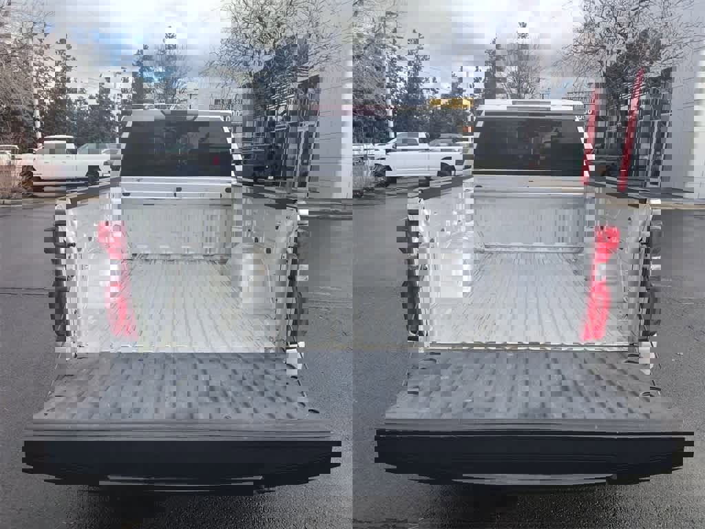 Used 2022 Chevrolet Silverado 1500 Custom image 22