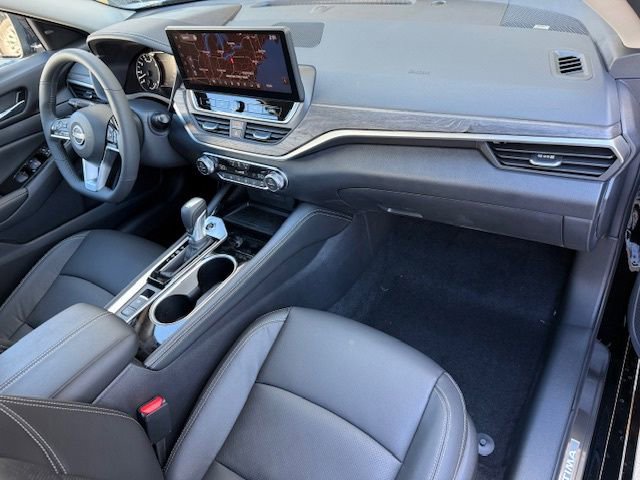 New 2025 Nissan Altima 2.5 SL AWD/4WD image 15