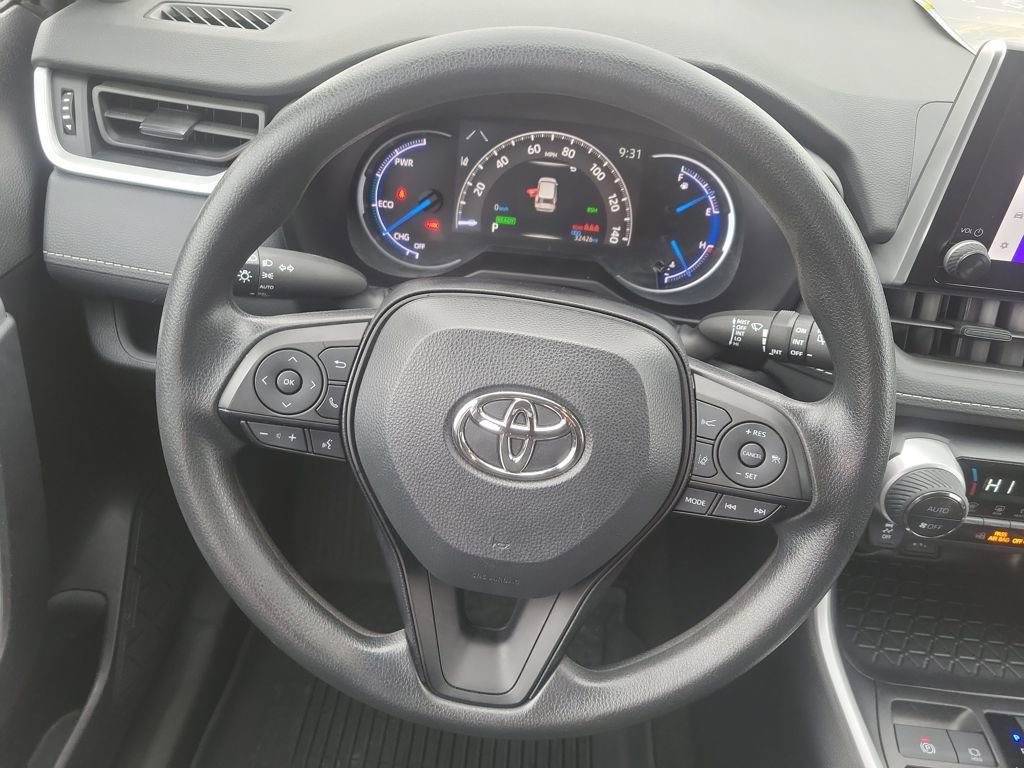 Used 2024 Toyota RAV4 XLE image 15