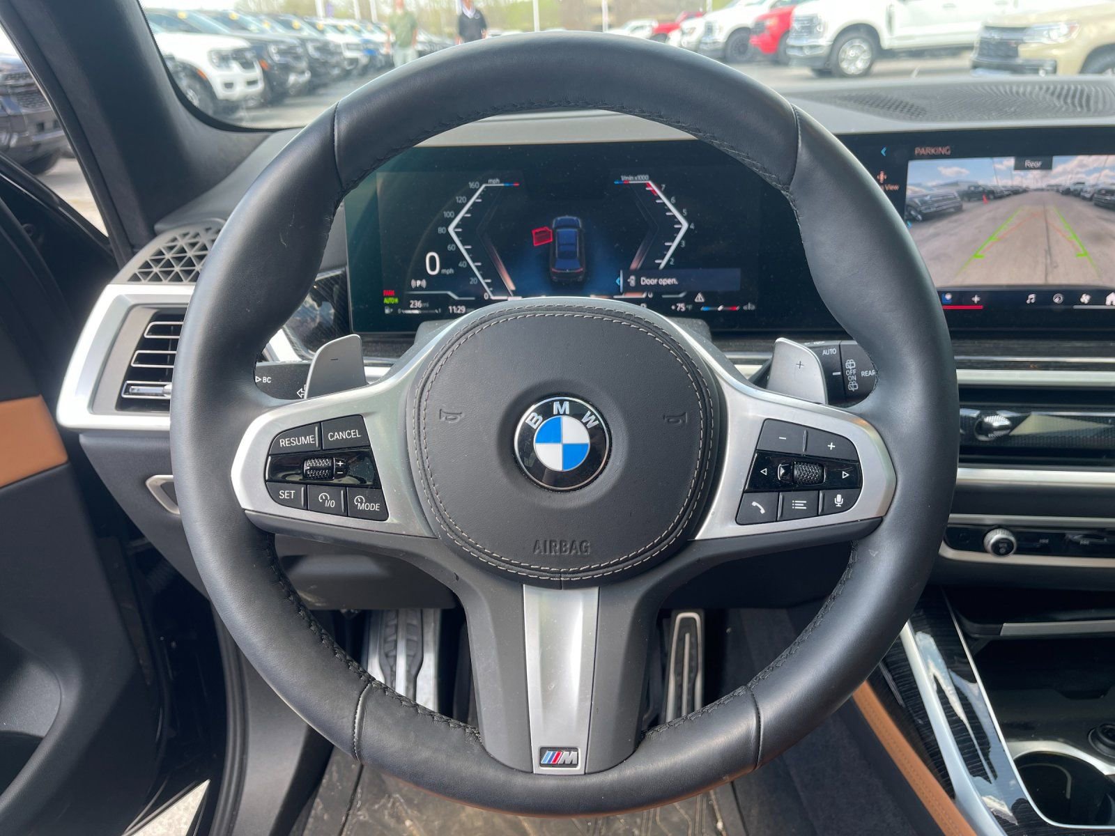 Used 2024 BMW X7 xDrive40i w/ Executive Package image 28