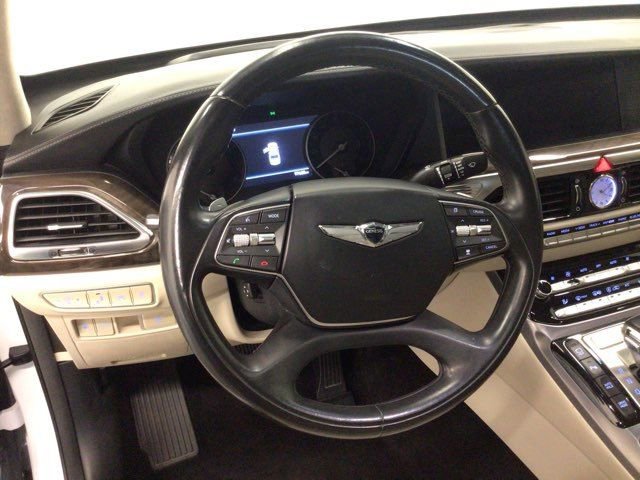 Used 2017 Genesis G90 3.3T Premium RWD image 20