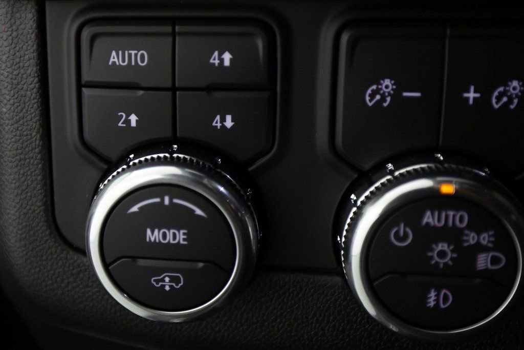 Used 2026 GMC Yukon AT4 Ultimate image 28