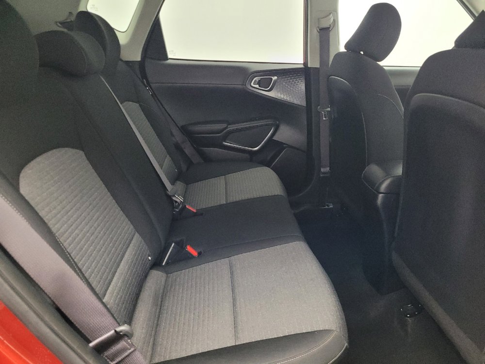 Used 2021 Kia Soul S image 19