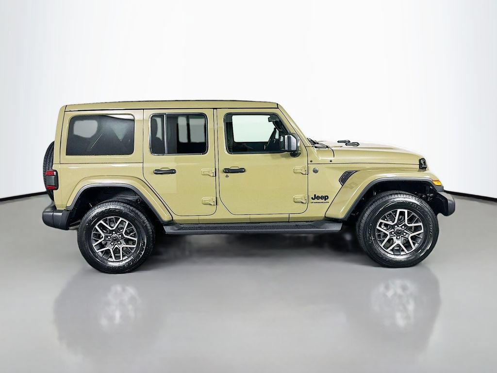 New 2026 Jeep Wrangler Unlimited Sahara AWD/4WD image 8