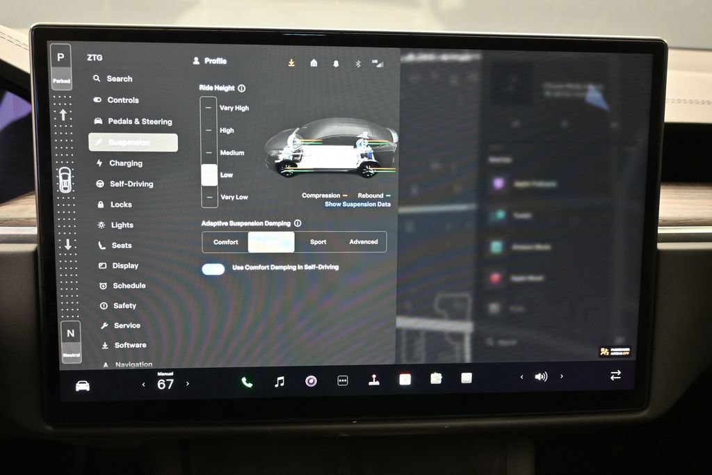 Used 2024 Tesla Model X AWD/4WD image 25