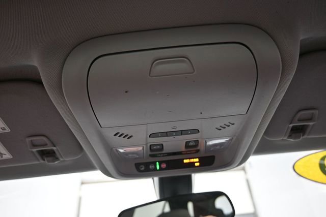 Used 2019 Chevrolet Equinox LT FWD image 12