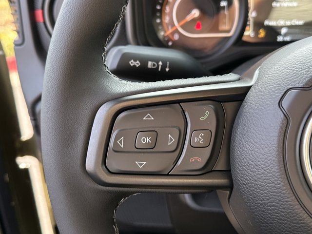 New 2026 Jeep Gladiator Rubicon w/ Technology Group image 22