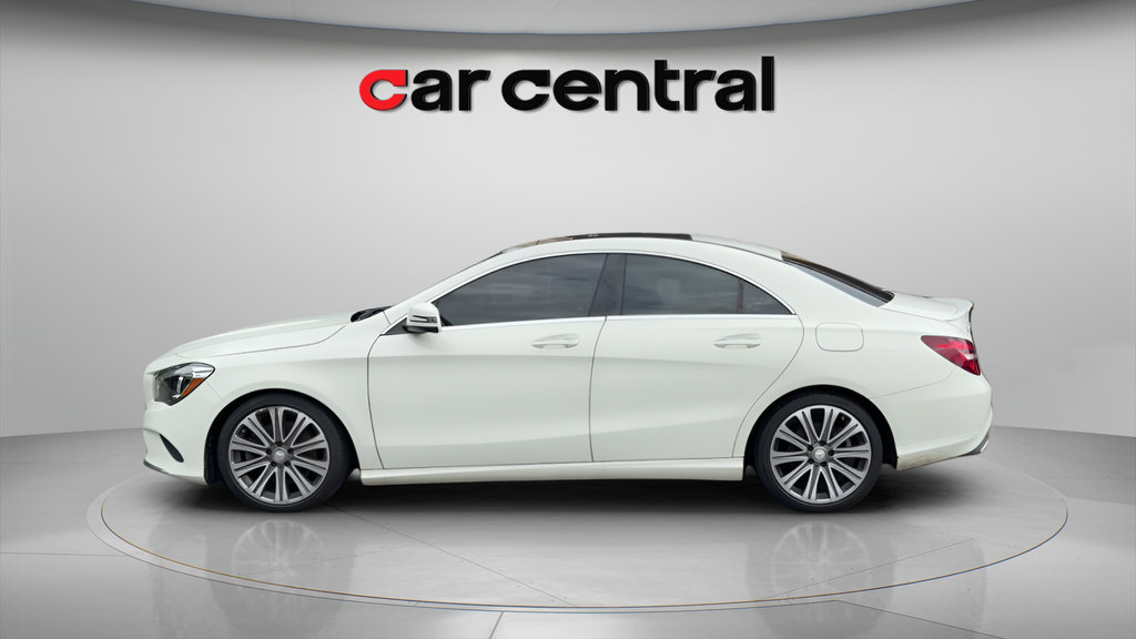Used 2017 Mercedes-Benz CLA 250 4MATIC image 2