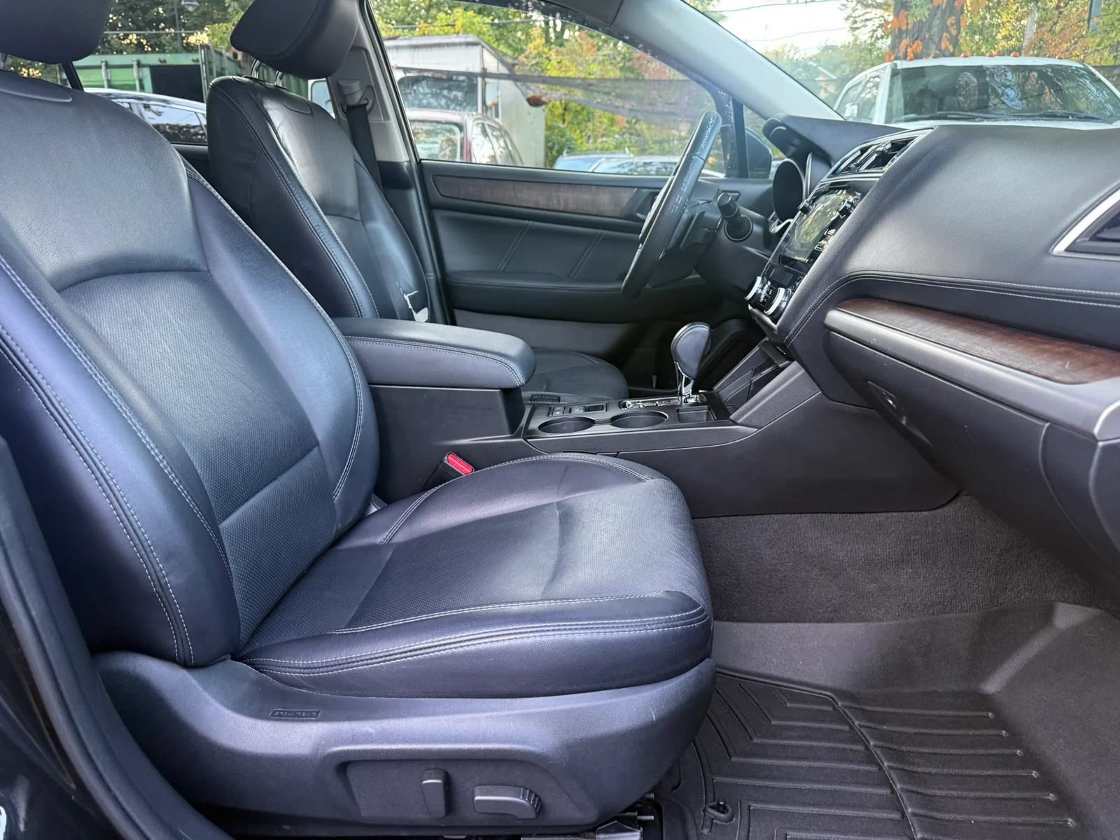 Used 2018 Subaru Outback 2.5i Limited AWD/4WD image 10
