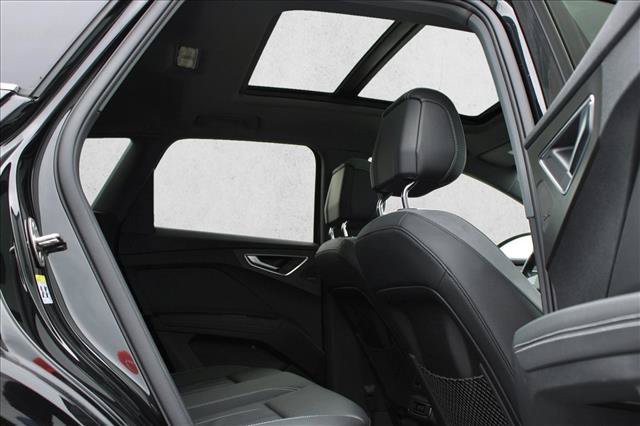 Used 2023 Audi Q4 e-tron Premium Plus w/ Premium Plus RWD image 23