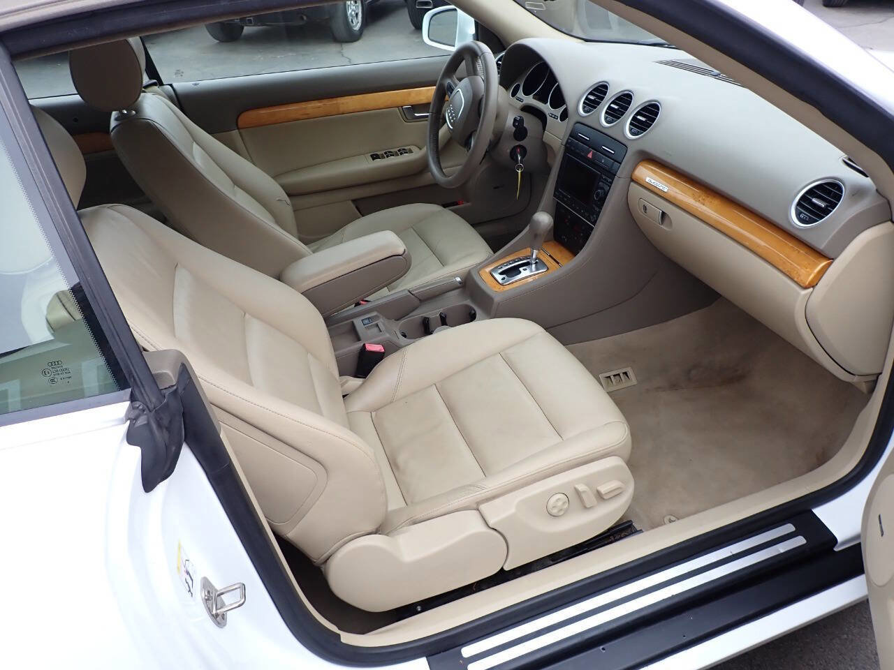 Used 2009 Audi A4 3.2 image 8