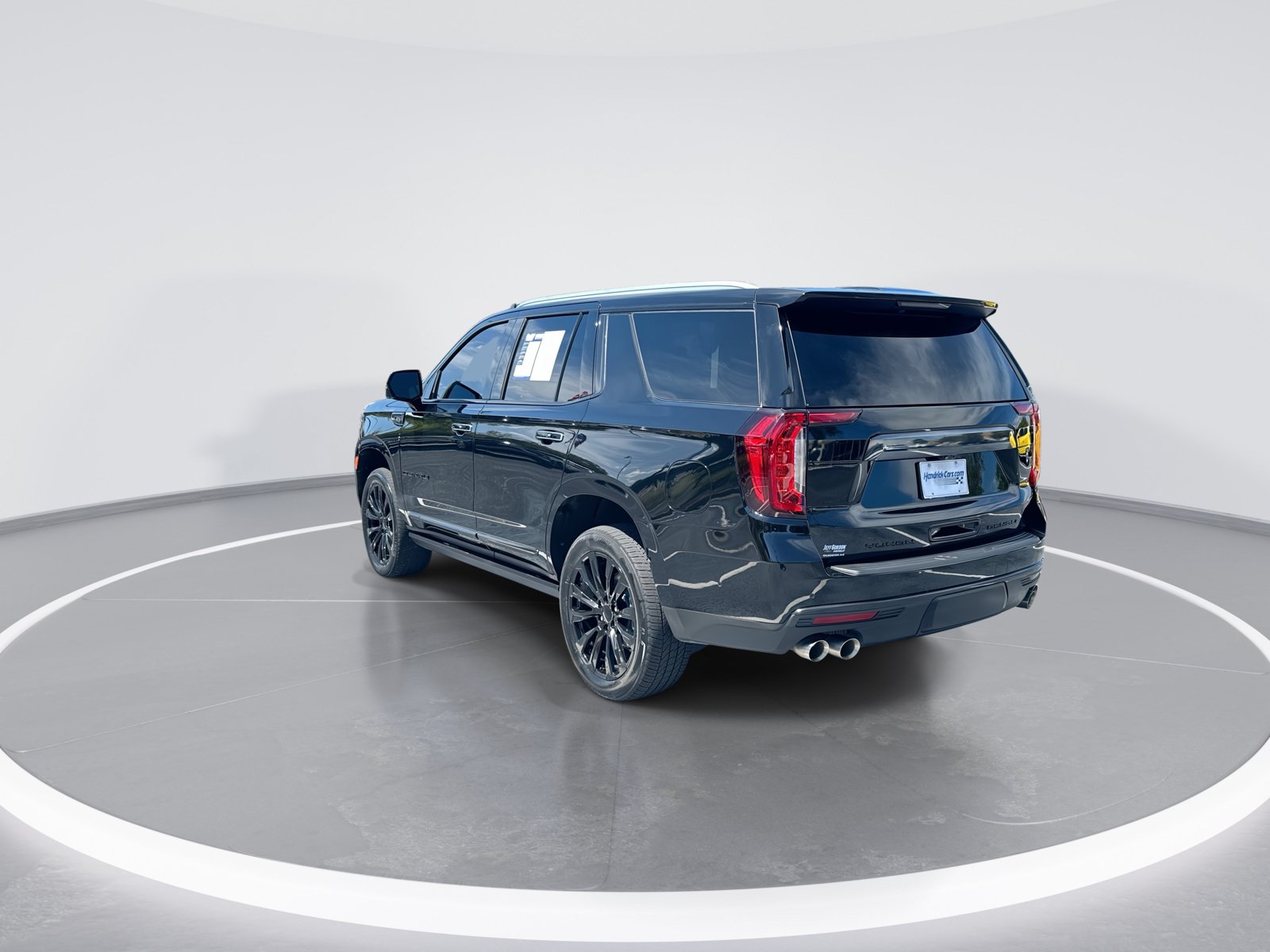Used 2024 GMC Yukon Denali w/ Denali Reserve Package AWD/4WD image 7