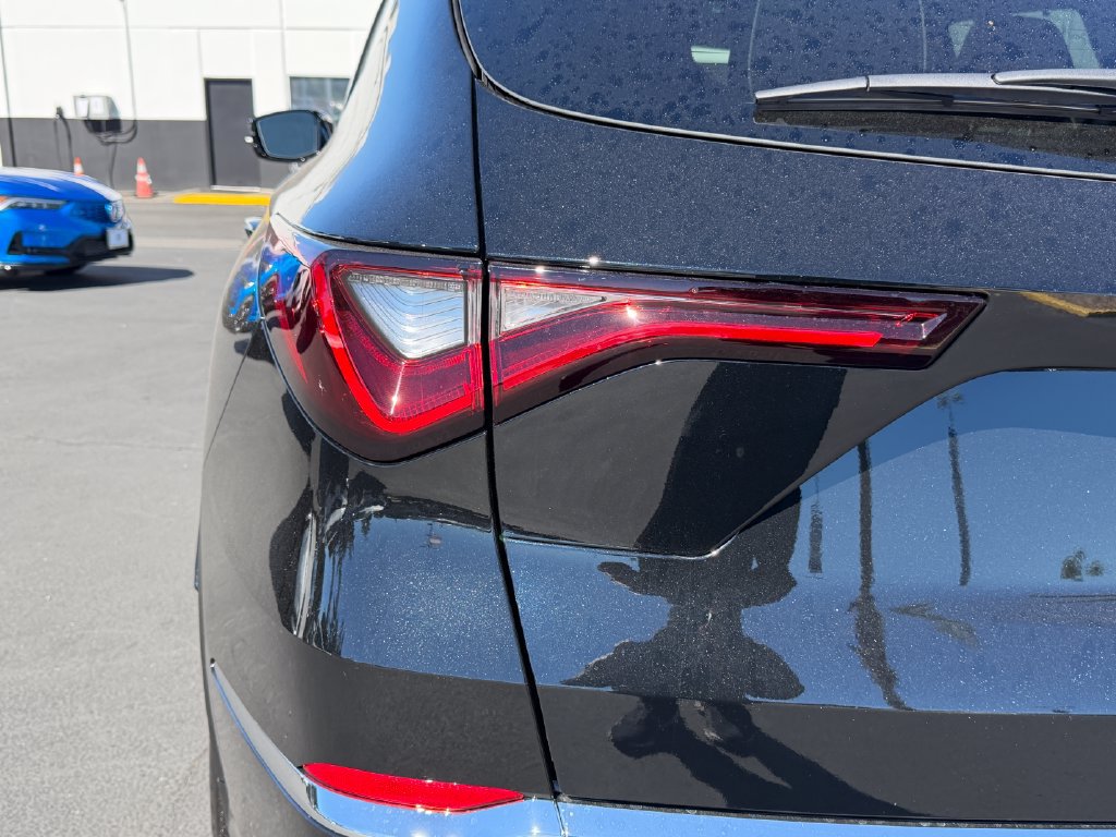 New 2026 Acura MDX w/ Advance Package AWD/4WD image 11