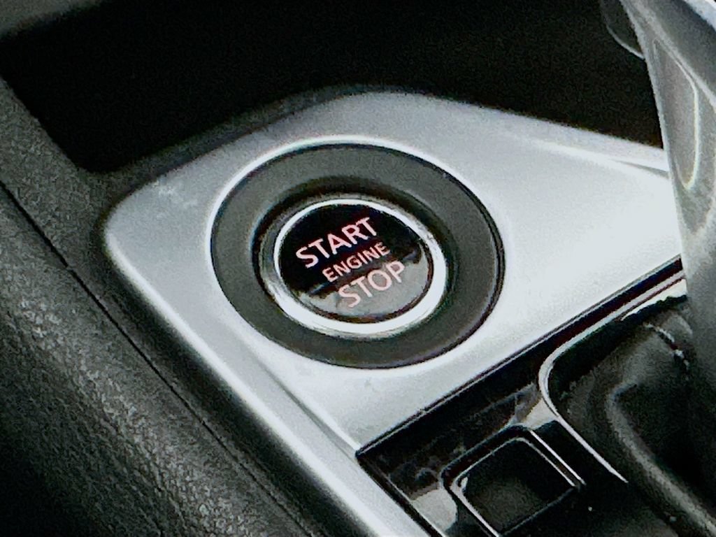 Used 2025 Nissan Sentra SV FWD image 27