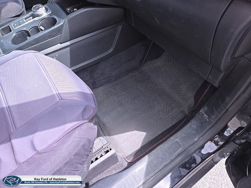 Used 2023 Ford Escape ST-Line w/ Tech Pack #1 AWD/4WD image 21