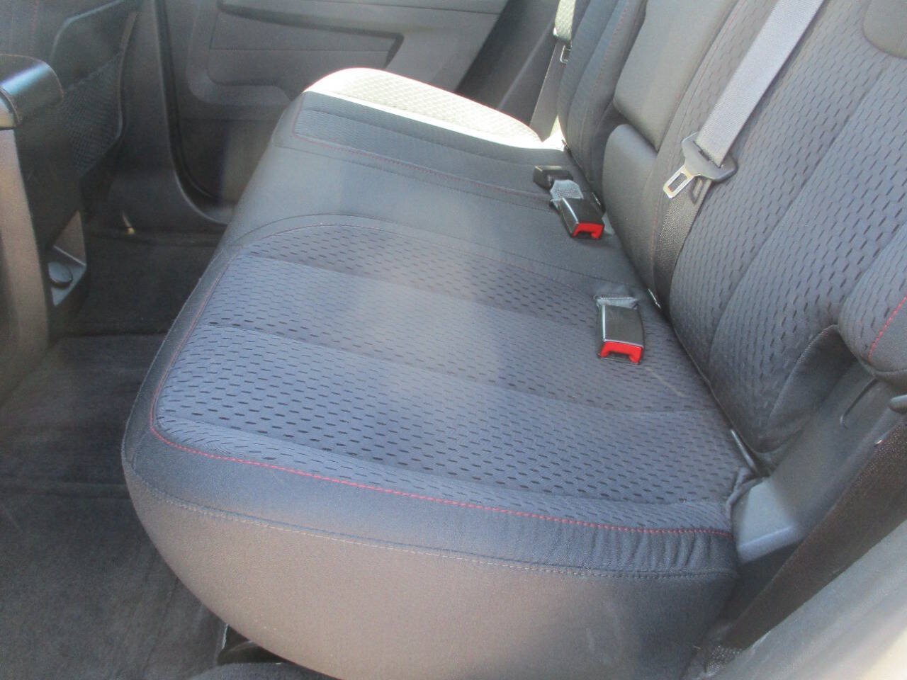 Used 2012 Chevrolet Equinox LS AWD/4WD image 39