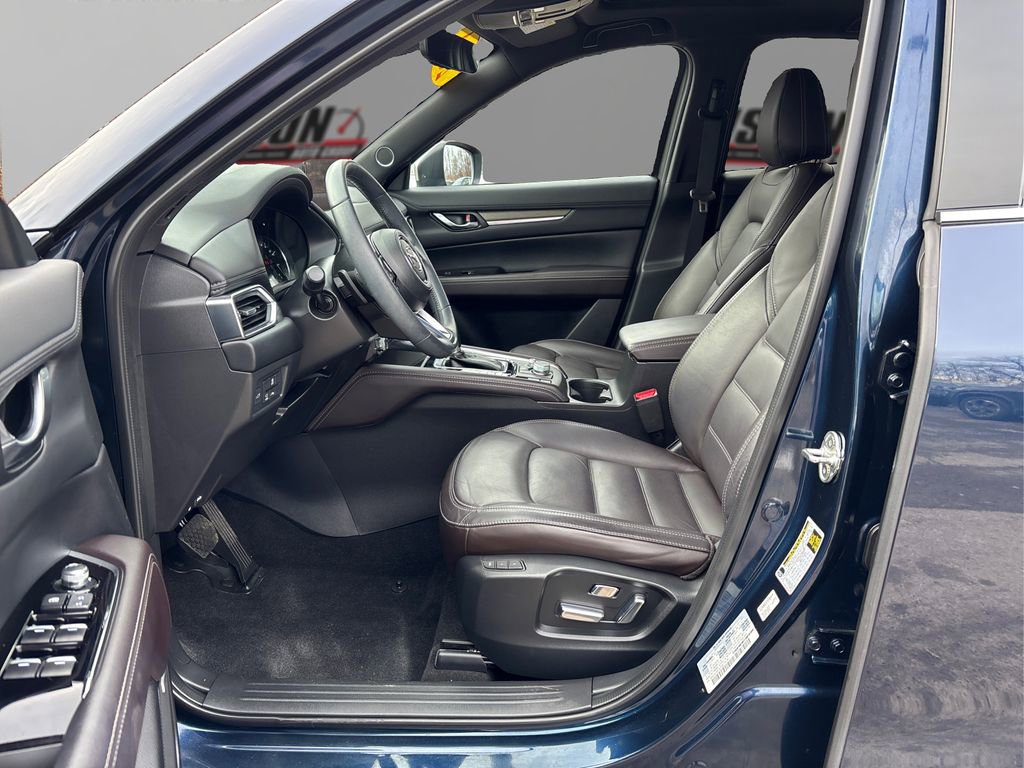 Used 2024 MAZDA CX-5 Signature image 9