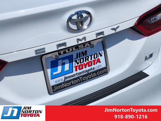 Used 2019 Toyota Camry LE FWD image 12