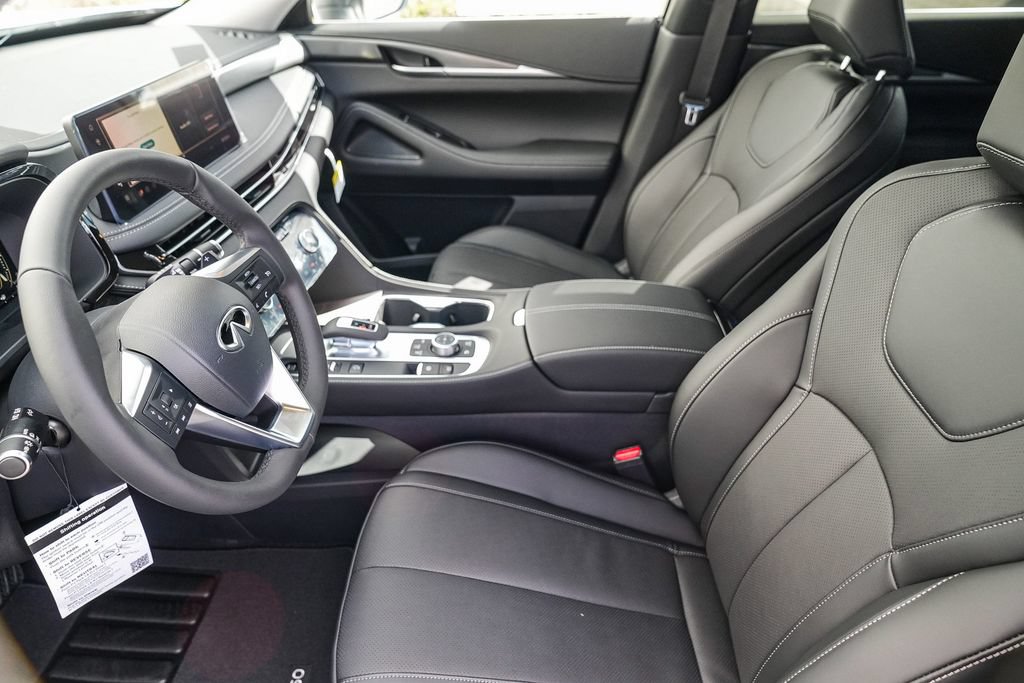Certified 2026 INFINITI QX60 Pure w/ Cargo Package FWD image 19