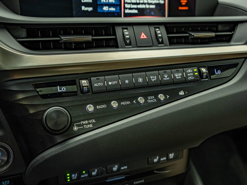 Used 2019 Lexus ES 350 w/ Premium Package FWD image 28