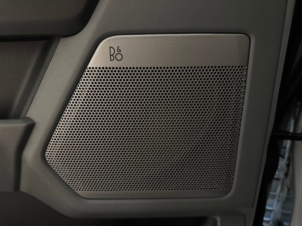 New 2025 Ford F150 Lightning Flash image 33