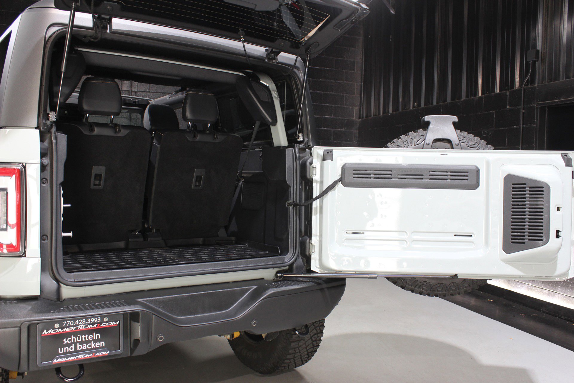 Used 2022 Ford Bronco Badlands image 64