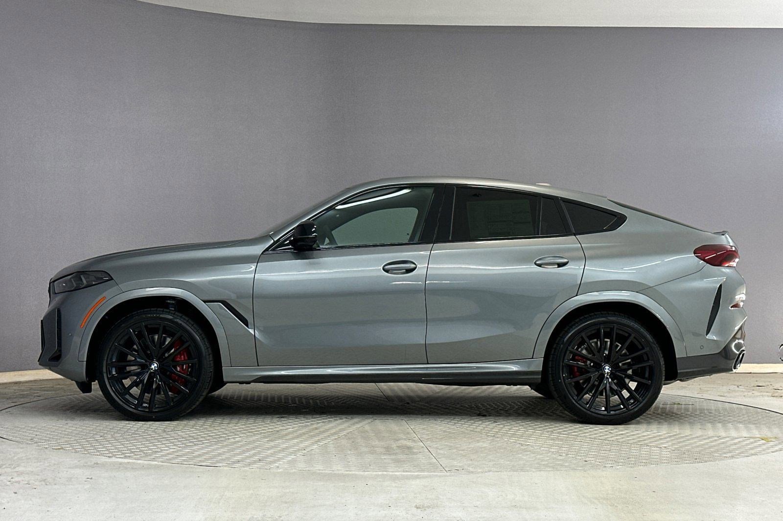 New 2026 BMW X6 M60i w/ Parking Assistance Package image 2