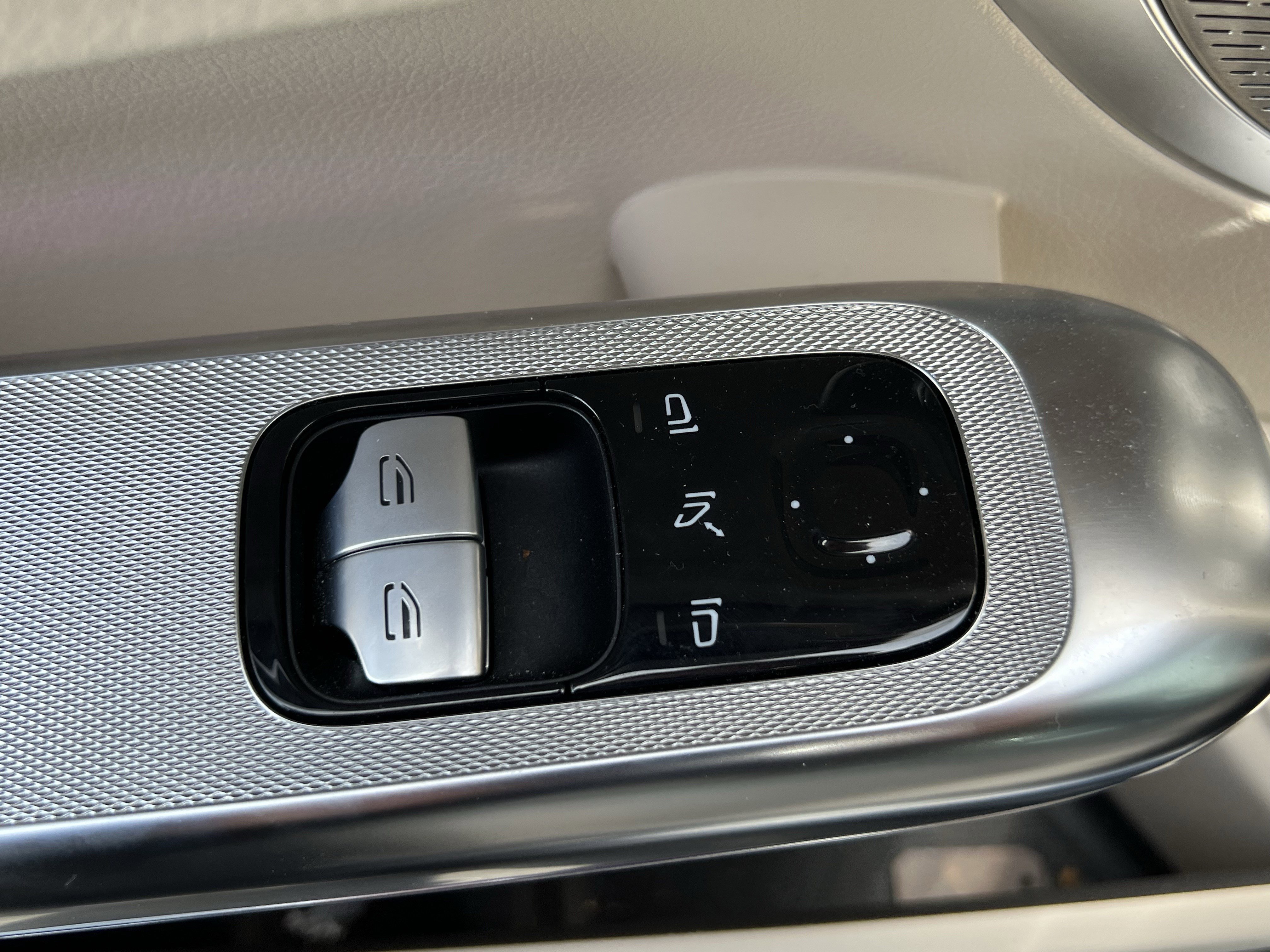 Certified 2024 Mercedes-Benz CLE 300 4MATIC Coupe image 15