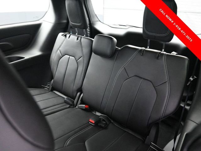 New 2026 Chrysler Voyager LX image 25