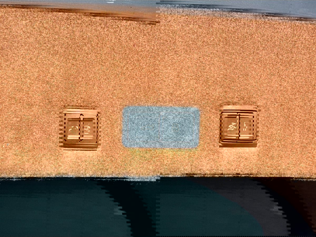 Used 2020 Lamborghini Urus image 34