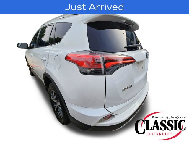 Used 2016 Toyota RAV4 XLE FWD image 6
