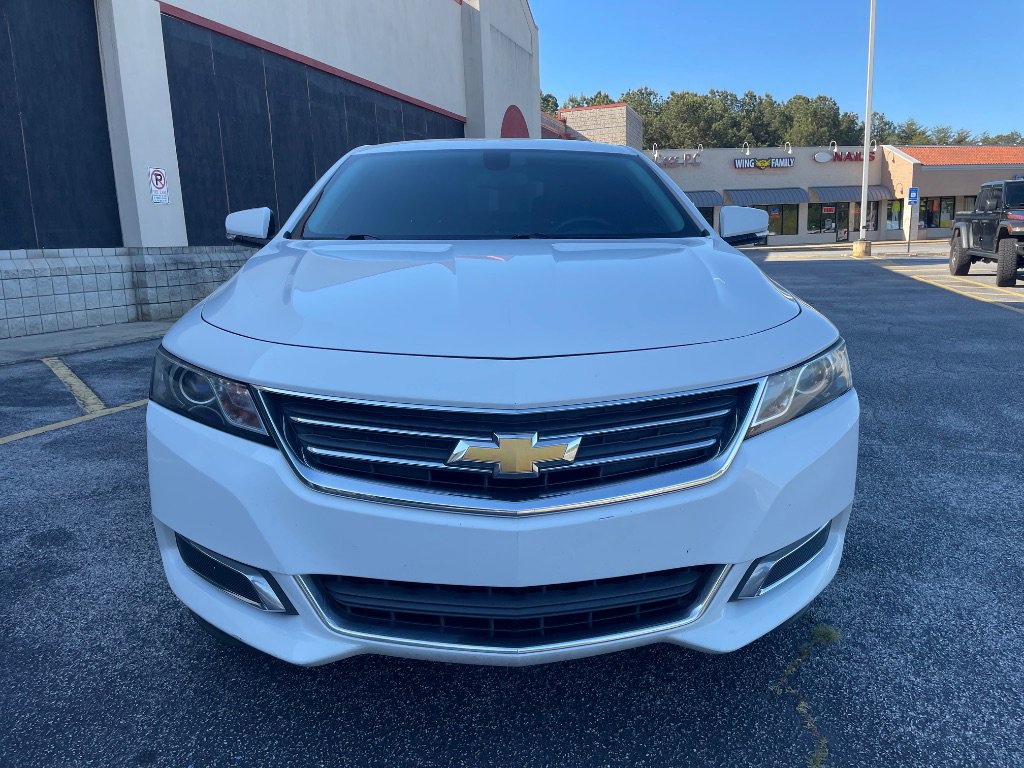 Used 2015 Chevrolet Impala LT FWD image 4