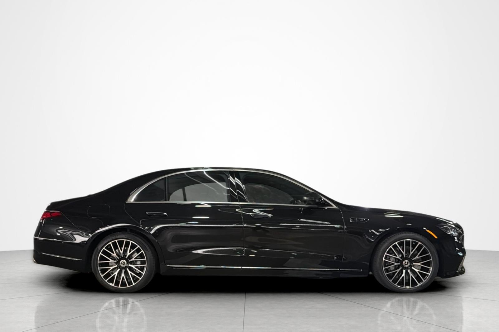New 2027 Mercedes-Benz S 580 4MATIC Sedan image 6