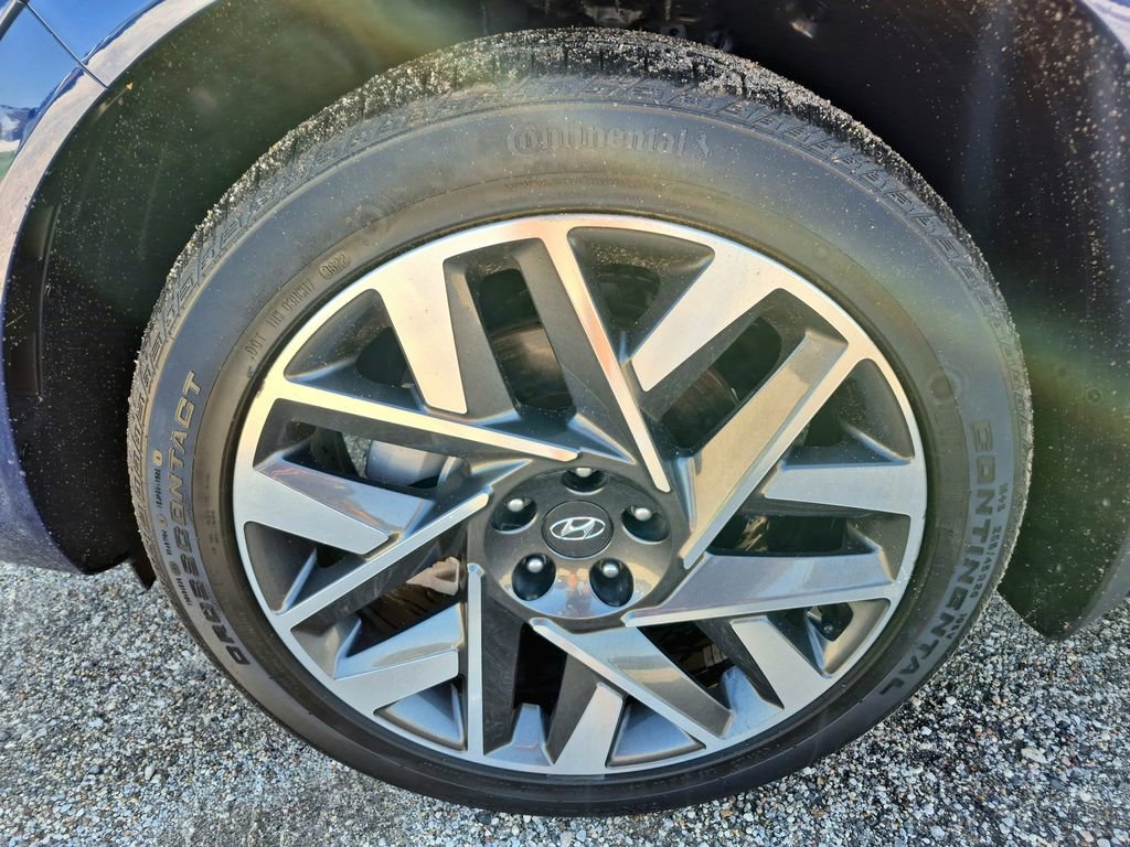 Used 2023 Hyundai Santa Fe Calligraphy image 9