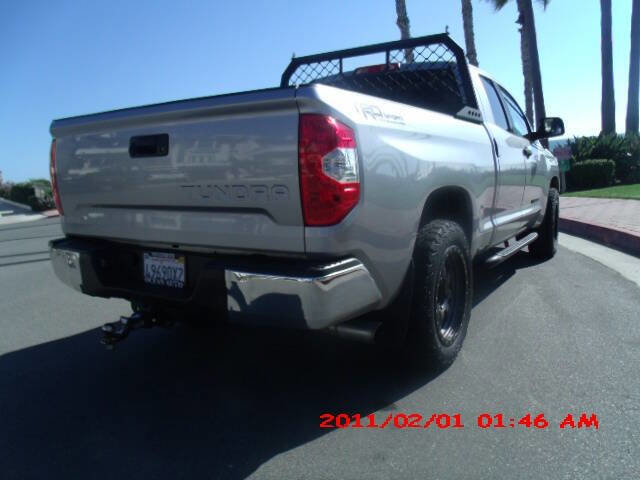 Used 2018 Toyota Tundra SR image 25