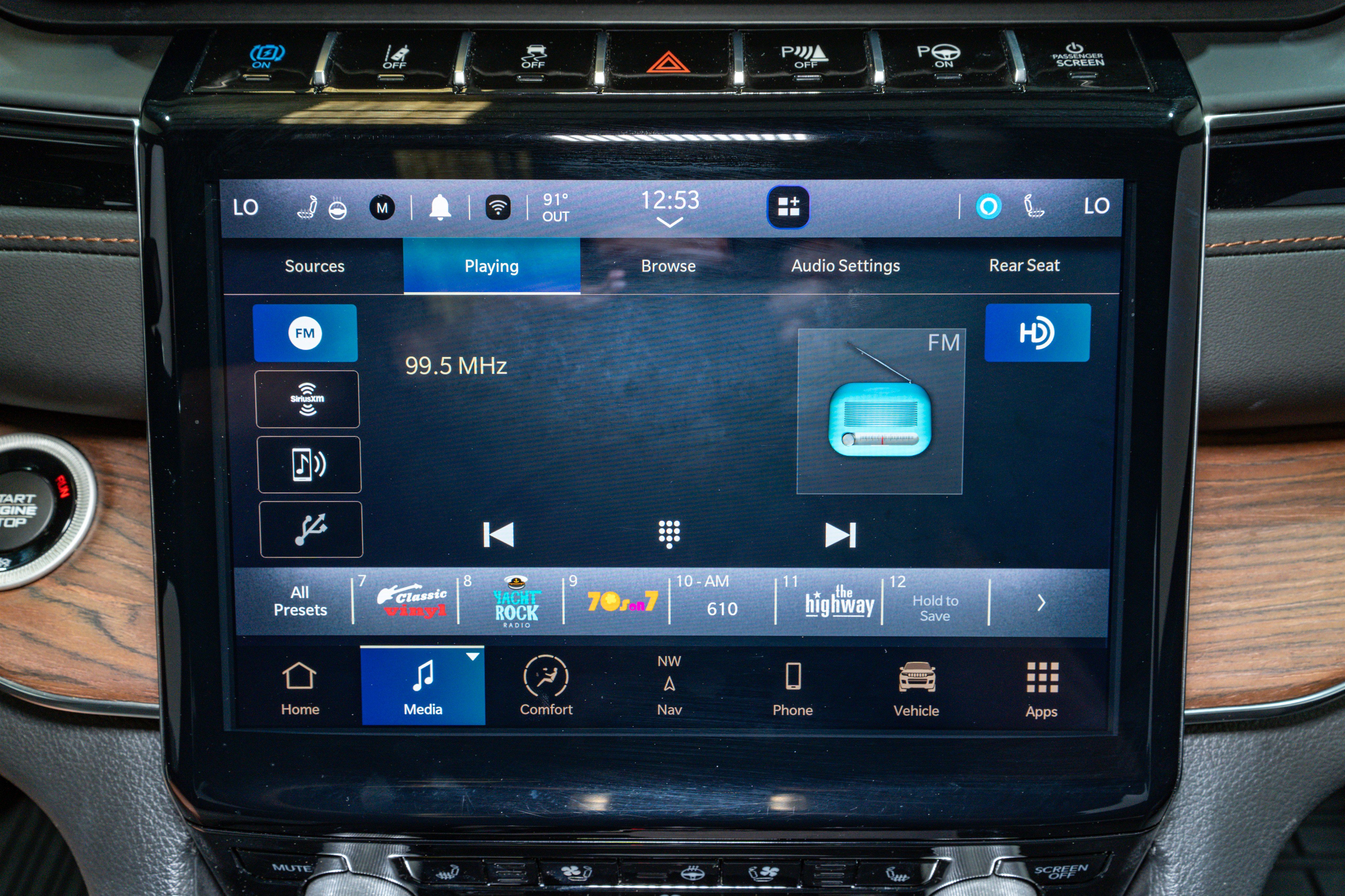 Used 2023 Jeep Grand Cherokee Summit w/ High Altitude Package image 22