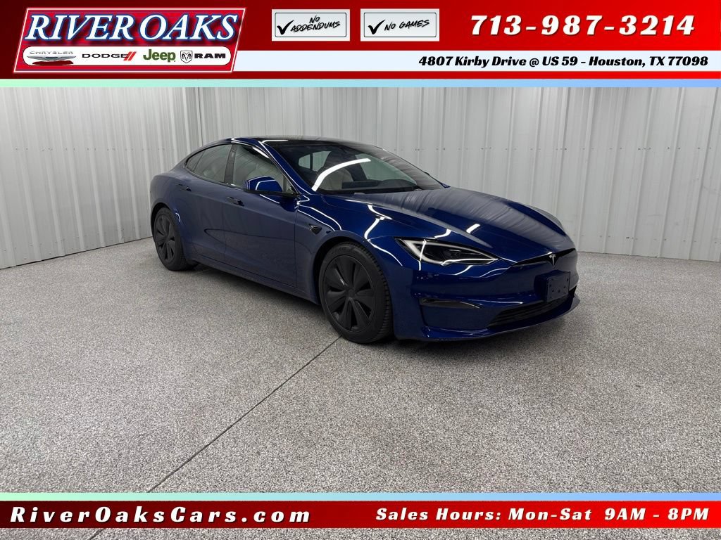 Used 2022 Tesla Model S Plaid AWD/4WD video 1