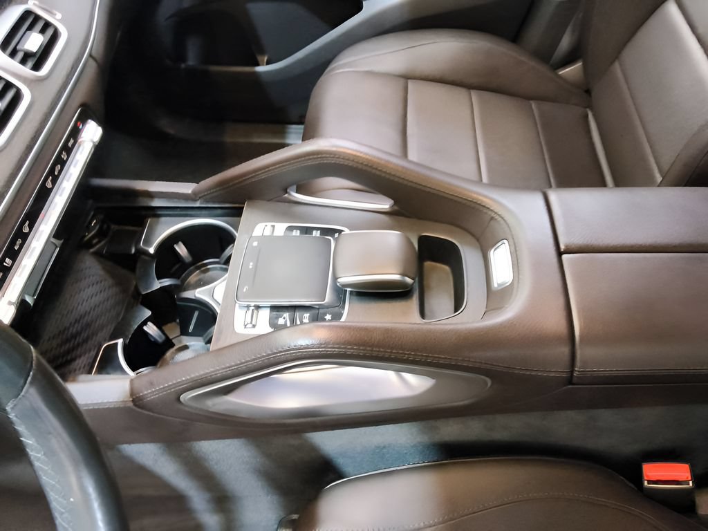 Used 2020 Mercedes-Benz GLE 350 4MATIC image 15